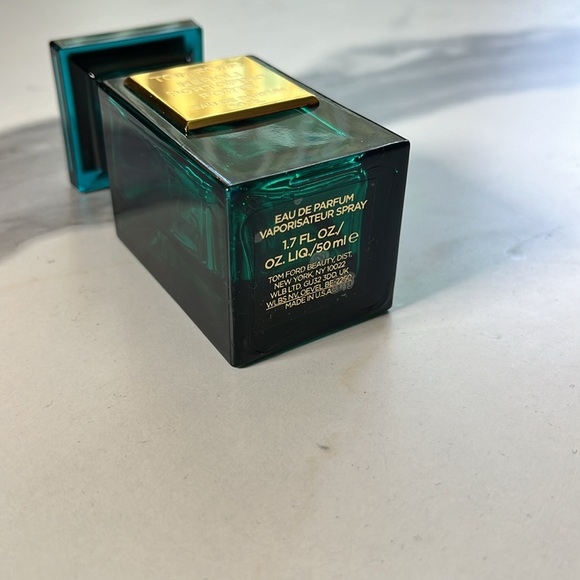 TOM FORD Neroli Portofino Forte 50 m l 1.7 - Picture 7 of 8